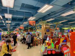 -莫莉幻想儿童乐园(武汉保利广场店)