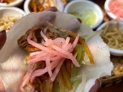 -包整·丝娃娃(一览甲秀楼风景店)