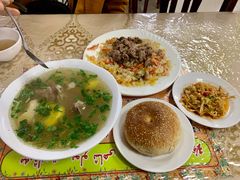-吾斯曼珍珠抓饭王