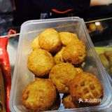五香豆干也推荐,外酥里嫩还有很香的蘸料