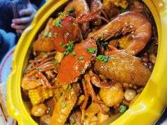 -多嘴超级肉蟹煲(杉杉国潮主题店)