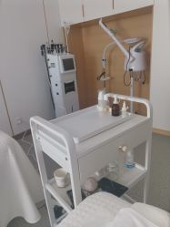 -康美贞·痘肌养护管理中心