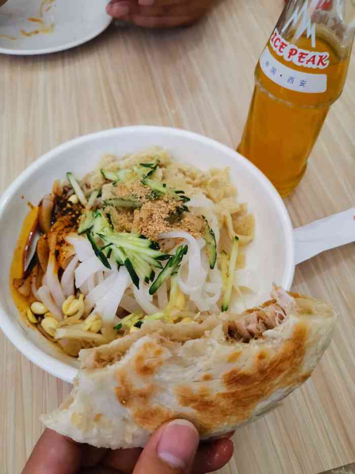 秦关面道(松山湖店)-"总体来说还算可以吧!环境 # 装修还.