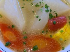 -有红鸡毛店·川菜(建设路店)