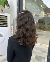 -SUNLON秀隆时尚烫染定制沙龙