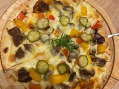 麻辣牛肉披萨-卡朋西餐(较场西路店)