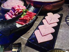 -三人行骨头王火锅(长寿店)