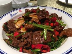 -小碗大胃(福久源新天地店)