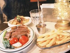 -TOT BISTRO餐酒馆