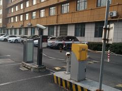 -天虹国际大酒店-停车场