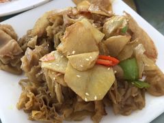 -天天向上素食餐厅(五台山店)