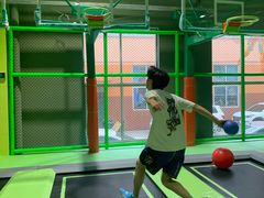 -C7城市运动空间·蹦床·健身·团建