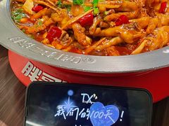 -胖哥俩肉蟹煲(上海悦荟广场店)