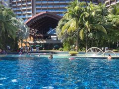 -三亚湾海居铂尔曼度假酒店