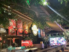 -野山舂·贵州现舂酸汤火锅(鸿通城店)