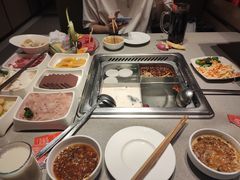 -海底捞火锅(金山百联店)