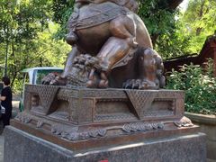 -峨眉山报国寺