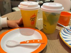 -必胜客(上海华谊新所店)