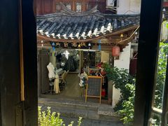 -桥边小楼·手工云南菜·古城观景小楼