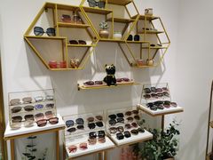 -肆兮眼镜·蔡司·徕卡战略合作店(大坪店)