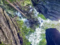 -梭布垭石林景区