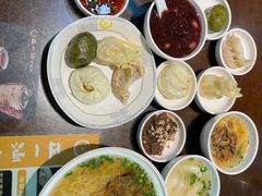 -正一涵老味道名小吃(广汉总店)