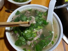 -大众跷脚牛肉馆·非遗传承单位(峨眉山店)