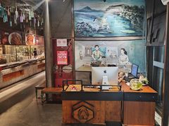 -琥珀老六龙虾(四里河店)