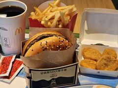 -麦当劳(燕顺路店)