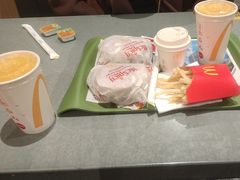 -麦当劳(北京大兴机场二层国内到达(安检外)店)