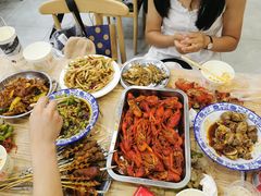 -江城燕子大排档(江汉路步行街店)