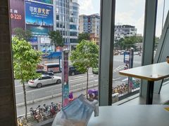 景观位-麦当劳(中山大道中店)