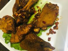 烤猪蹄-刘胖子家常菜·蹄花焖藕(中南店)