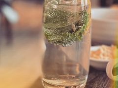 -东方红海鲜百汇(国际大厦店)