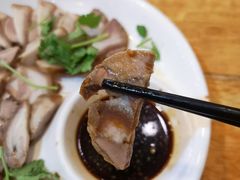咱妈蒜香肘花-东北农家小院(定西路店)