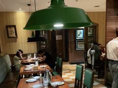 大堂-前海沿·青岛菜(大拇指广场石老人店)