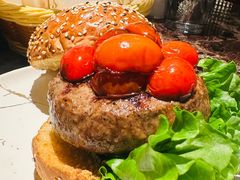 -Let'sBURGERplus·非常创意汉堡(三里屯店)