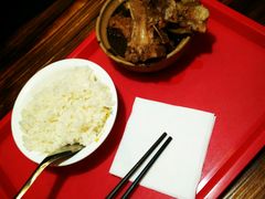 -万和春排骨砂锅米饭(湖北路店)