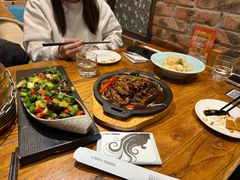 -苹果树下艺术餐厅(宋庄店)