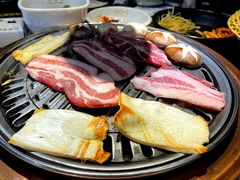 梅花肉-农乐园炭火烤肉(世茂店)