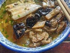 大肉面-美味斋(西北街店)