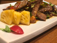 -云海肴·汽锅鸡·云南菜(天山百盛优客店)