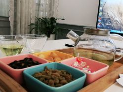 -亲吻宝贝儿童摄影