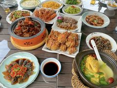 -七的湖·晚芳亭·阳澄湖农家菜·大闸蟹(莲花岛店)