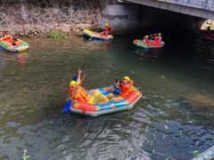 -藏龙百瀑漂流