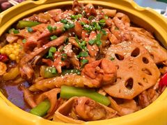 -多嘴超级肉蟹煲(杉杉国潮主题店)