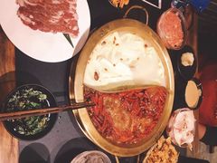 -沸炉重庆老火锅(军事博物馆店)