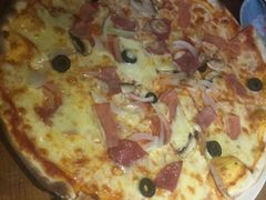 -JINNS锦时 steak&pizza(浸信会礼拜堂旧址店)