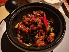 -穹六人间 people 6(岳阳路店)