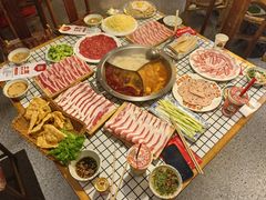 -山悦里 山野·鲜火锅(罗斯福广场店)